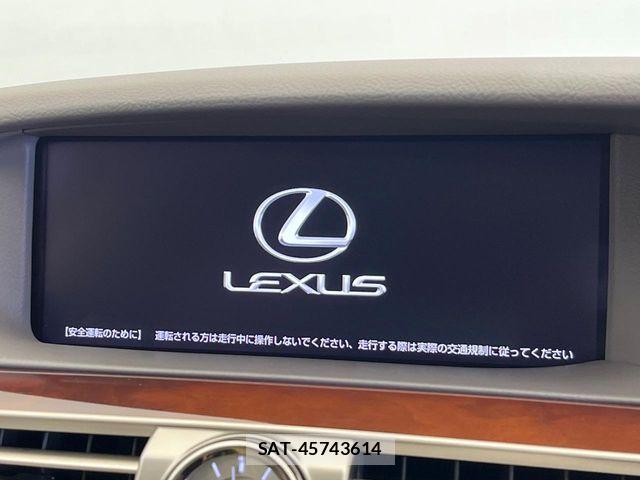 Lexus LS 2013-10 7220971-4