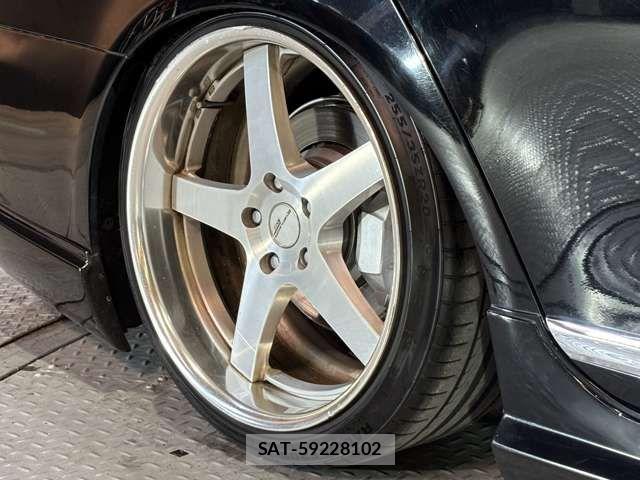 Lexus LS 2012-12 7358490-19