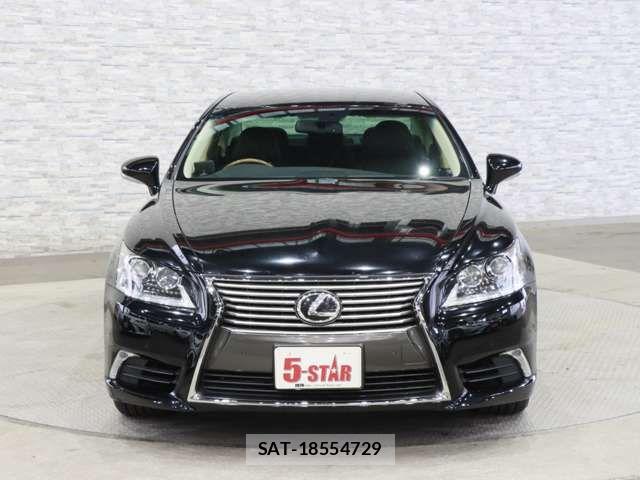 Lexus LS 2016-09 7358492-10