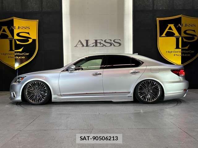 Lexus LS 2015-09 7378966-10