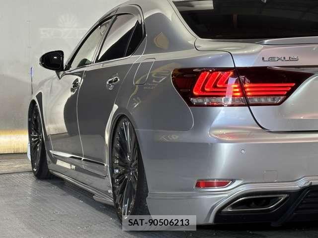 Lexus LS 2015-09 7378966-2