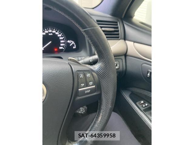 Lexus LS 2013-05 7455404-18
