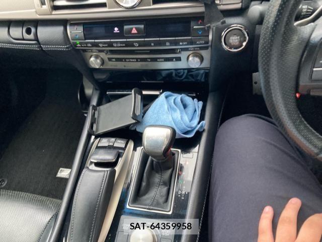 Lexus LS 2013-05 7455404-22