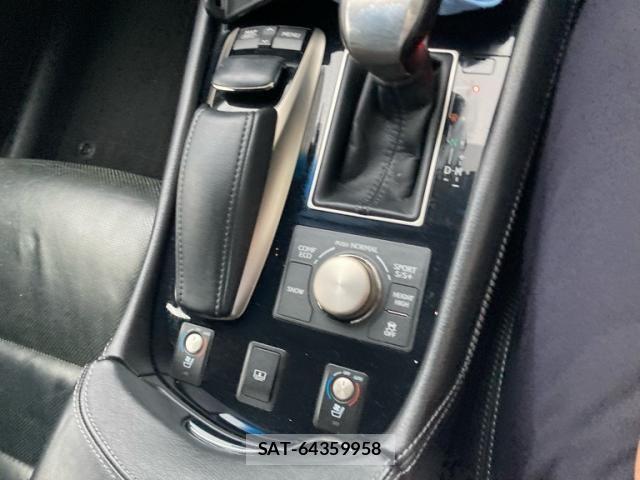 Lexus LS 2013-05 7455404-23