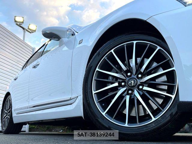 Lexus LS 2012-10 7501272-13