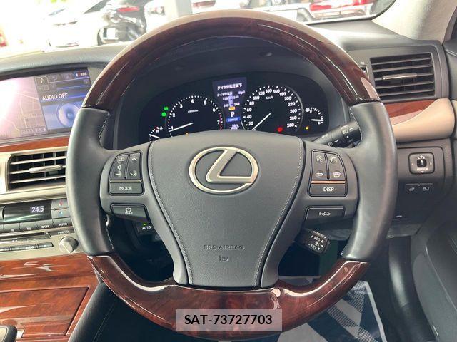 Lexus LS 2013-07 7509029-12