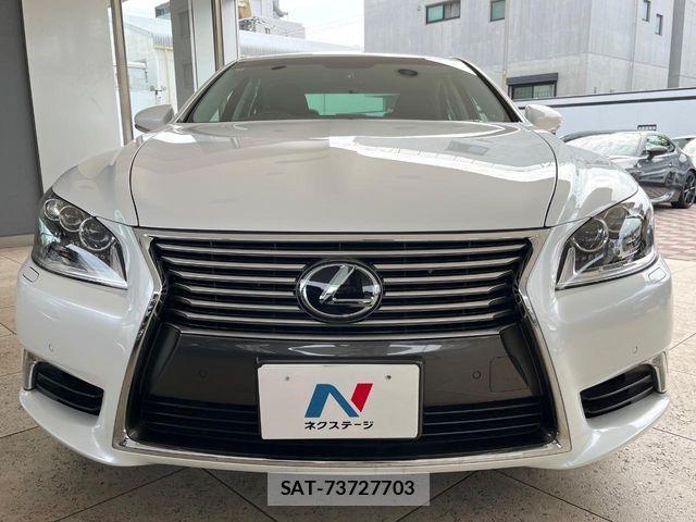 Lexus LS 2013-07 7509029-14