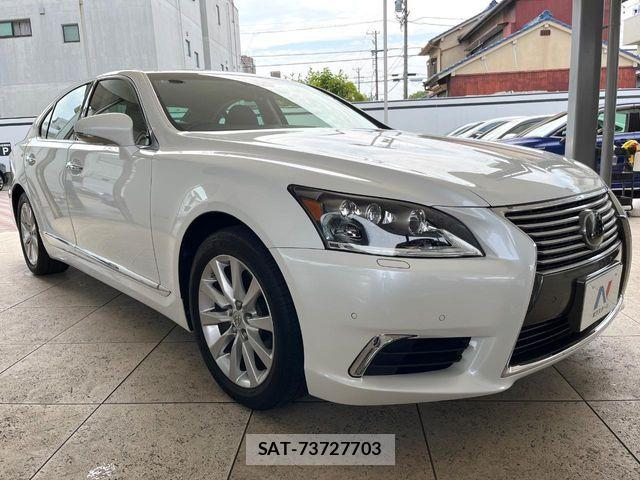 Lexus LS 2013-07 7509029-16