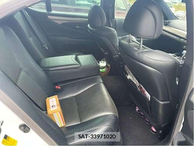 Lexus LS 2013-11 7617660-7