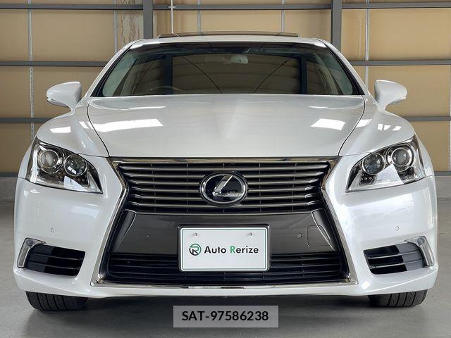 Lexus LS 2014-03 7725084-1