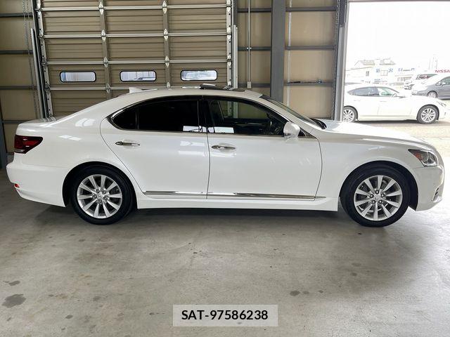 Lexus LS 2014-03 7725084-21