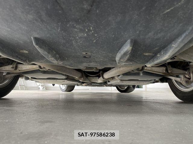 Lexus LS 2014-03 7725084-22
