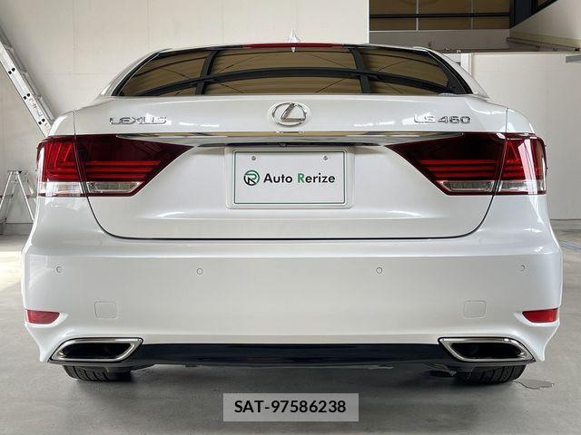 Lexus LS 2014-03 7725084-3