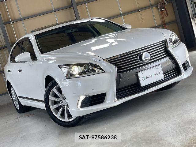 Lexus LS 2014-03 7725084-5