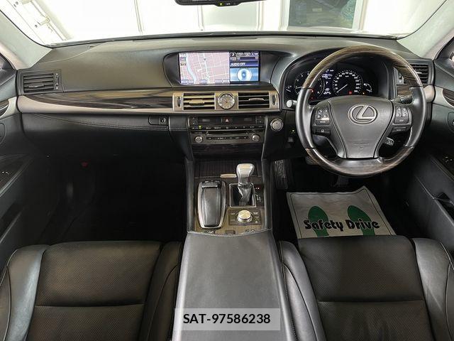 Lexus LS 2014-03 7725084-7