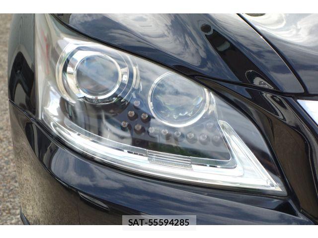 Lexus LS 2013-07 7725077-12