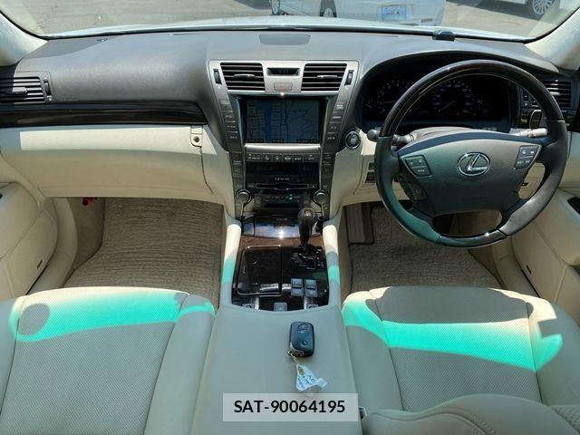 Lexus LS 2007-06 7786508-12