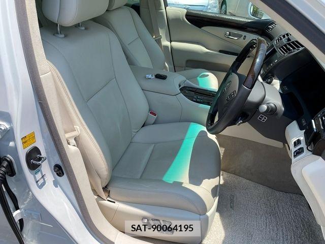 Lexus LS 2007-06 7786508-14