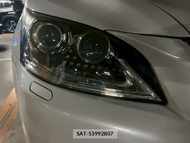 Lexus LS 2012-10 7877356-21