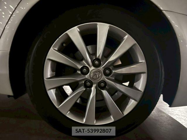 Lexus LS 2012-10 7877356-26