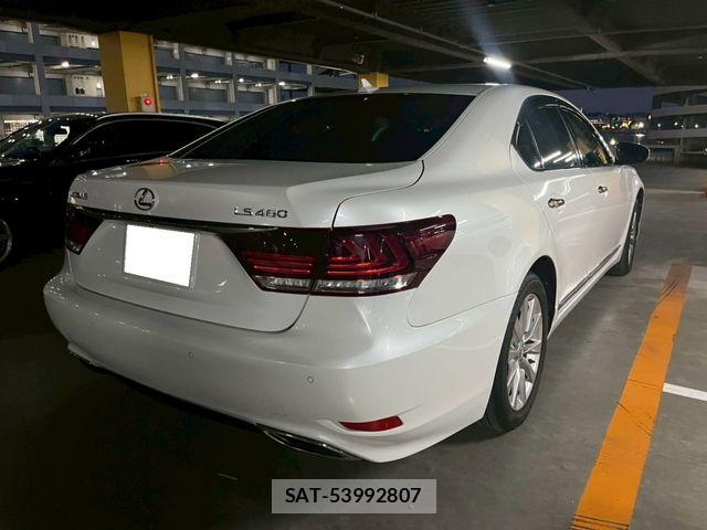 Lexus LS 2012-10 7877356-4