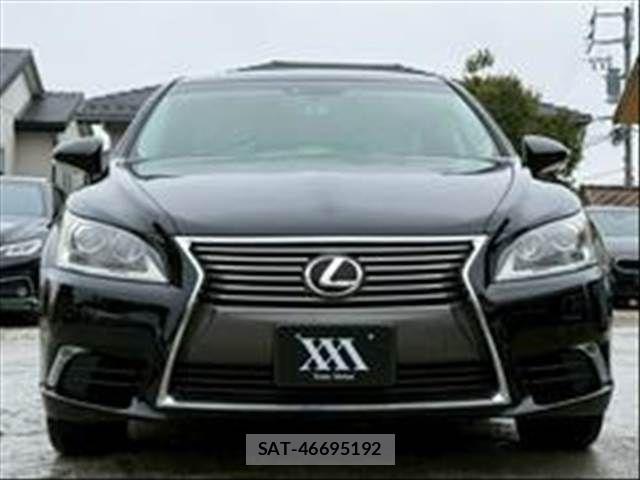 Lexus LS 2013-09 7902855-1