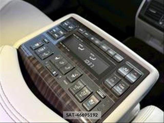 Lexus LS 2013-09 7902855-19