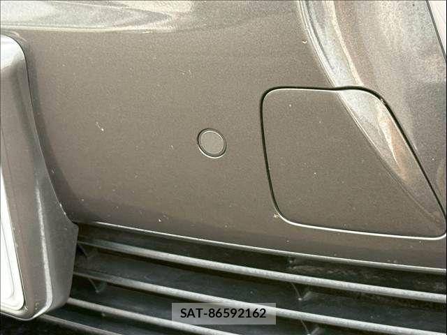 Lexus LS 2014-06 7962407-20