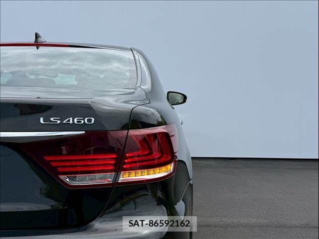 Lexus LS 2014-06 7962407-27