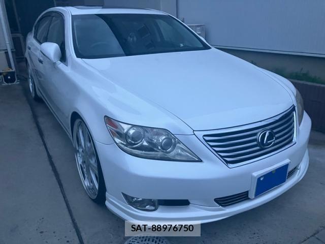 Lexus LS 2011-09 7962408-3