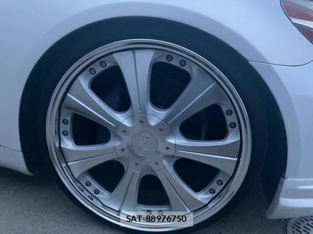Lexus LS 2011-09 7962408-8