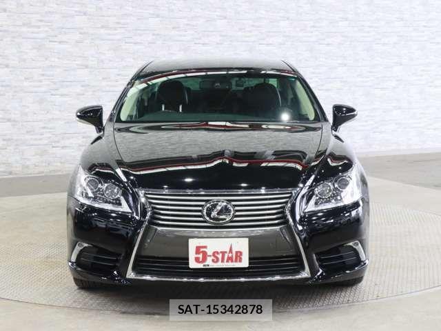 Lexus LS 2015-05 7979767-6