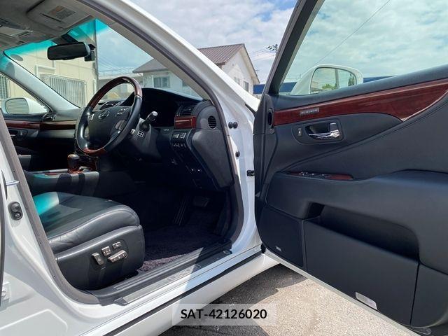 Lexus LS 2007-02 7979768-14