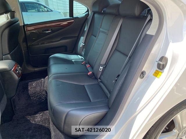Lexus LS 2007-02 7979768-17