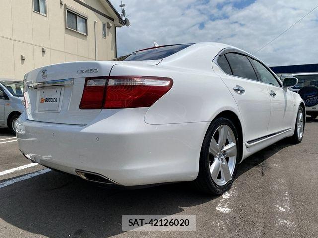 Lexus LS 2007-02 7979768-6