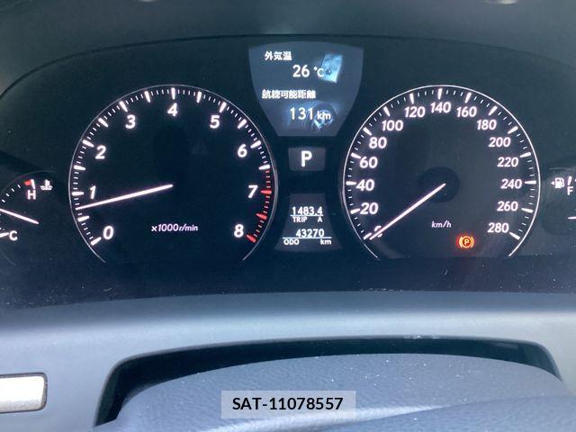 Lexus LS 2011-09 8036438-10