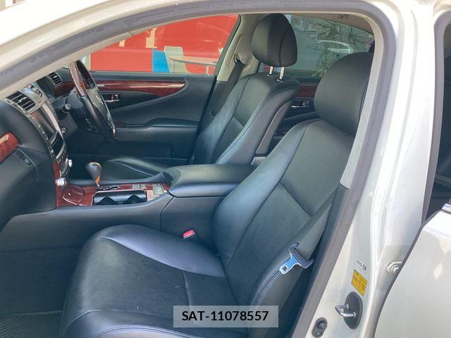 Lexus LS 2011-09 8036438-13