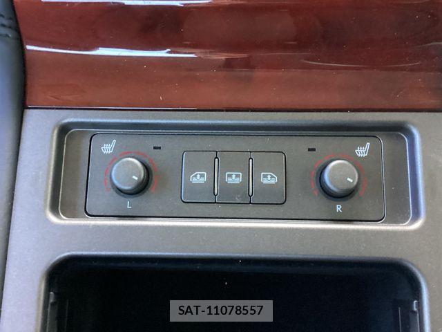 Lexus LS 2011-09 8036438-16
