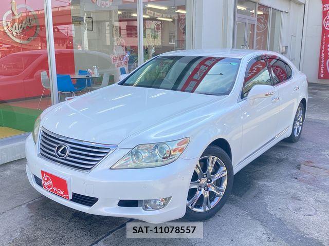 Lexus LS 2011-09 8036438-3