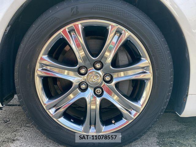 Lexus LS 2011-09 8036438-7