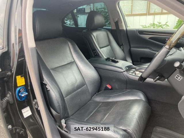 Lexus LS 2012-10 8036437-14