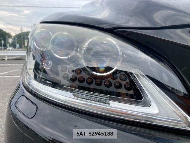 Lexus LS 2012-10 8036437-6