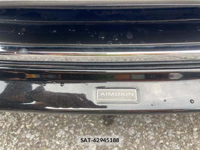 Lexus LS 2012-10 8036437-7