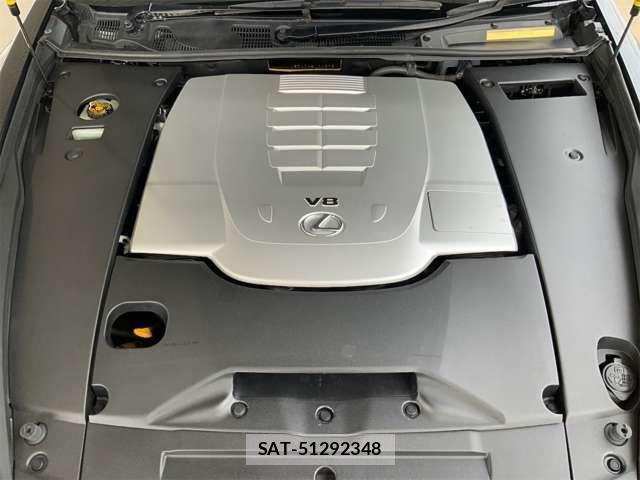 Lexus LS 2011-02 8074345-12