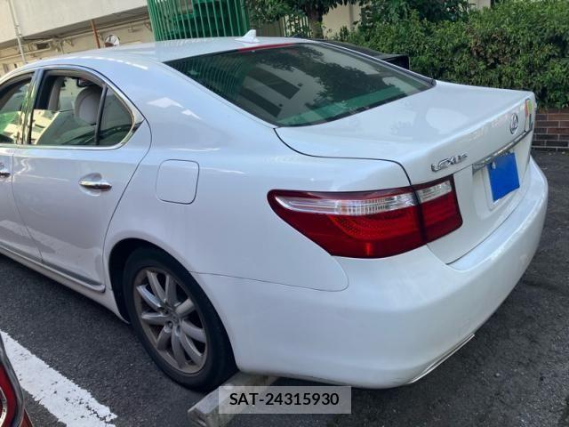 Lexus LS 2006-11 8230622-4