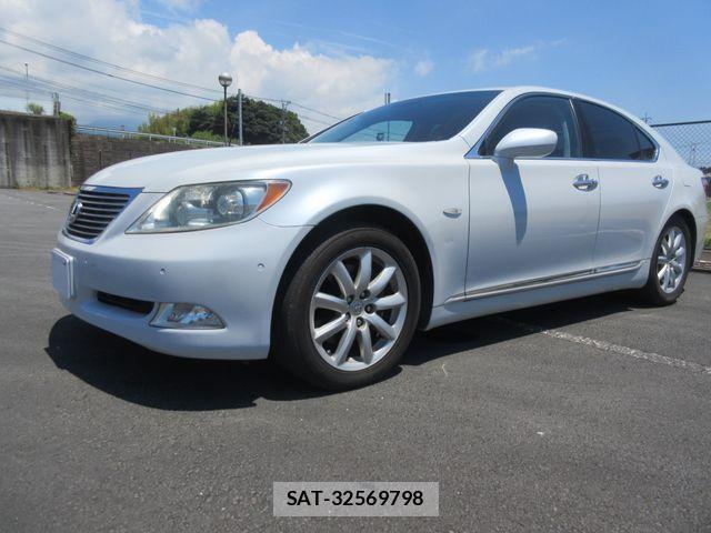 Lexus LS 2006-11 8230623-9