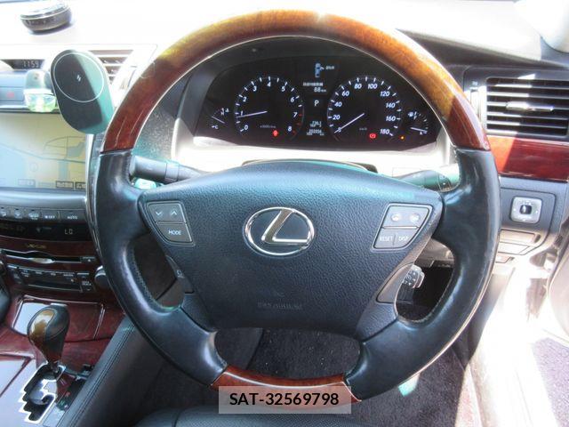 Lexus LS 2006-11 8230623-26