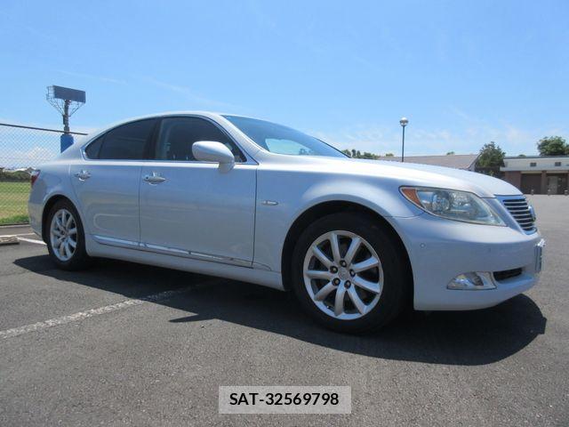 Lexus LS 2006-11 8230623-6