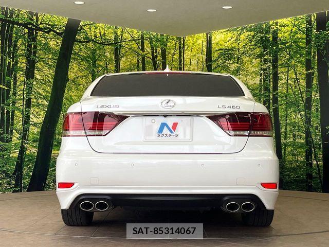 Lexus LS 2015-09 8245722-14