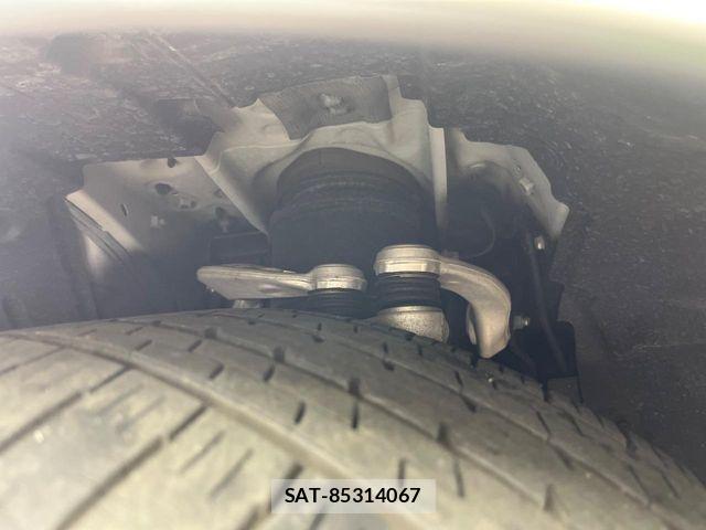 Lexus LS 2015-09 8245722-19